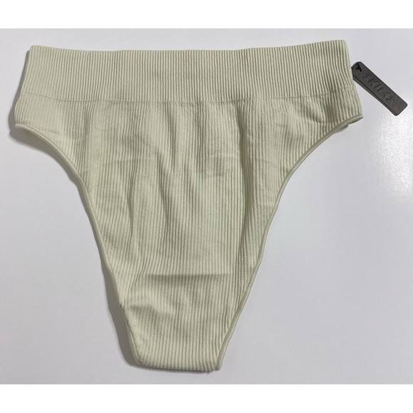 Skims Seamless Rib Thong Panty Panties Bone Cream Off White Ultra Soft NEW - Picture 4 of 14